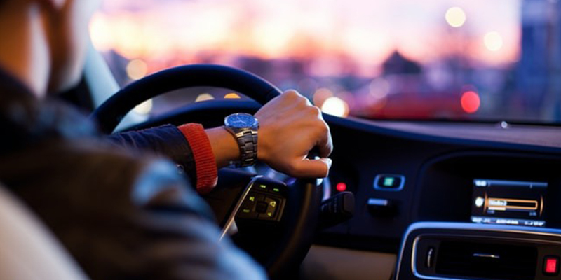 Look out for these traffic violations while driving in UAE; Because it could cost you DH1000!